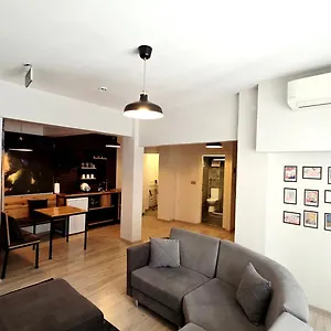  Hotel Social House