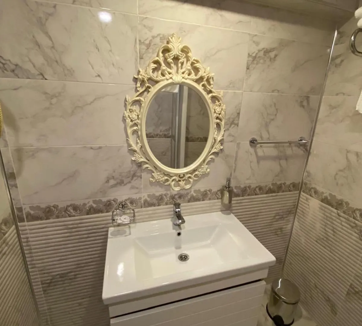 Hotel Bueyuek Levent Istanbul 0*,